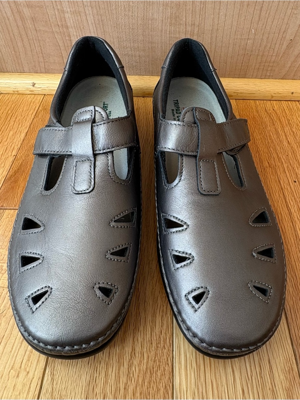 SAS Women’s Roamer EZ Strap Walking Shoe 9 W Wide Santolina Mary Jane Leather